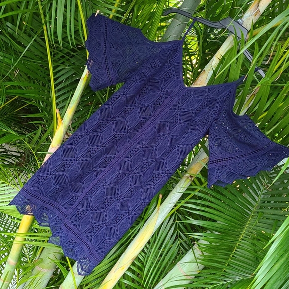 Laundry by Shelli Segal Cold Shoulder Lace Dress - Picture 5 of 9